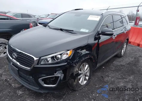 2016 Kia Sorento 2.4L Lx z USA, uszkodzony, nr VIN 5XYPGDA33GG017065